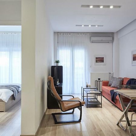 Modern Elegant Apt At Kolonaki Афины Экстерьер фото